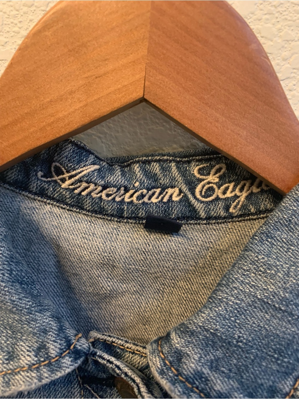 American Eagle Outfitters Light Wash Denim Jacket - Women's - Picture 2 of 5